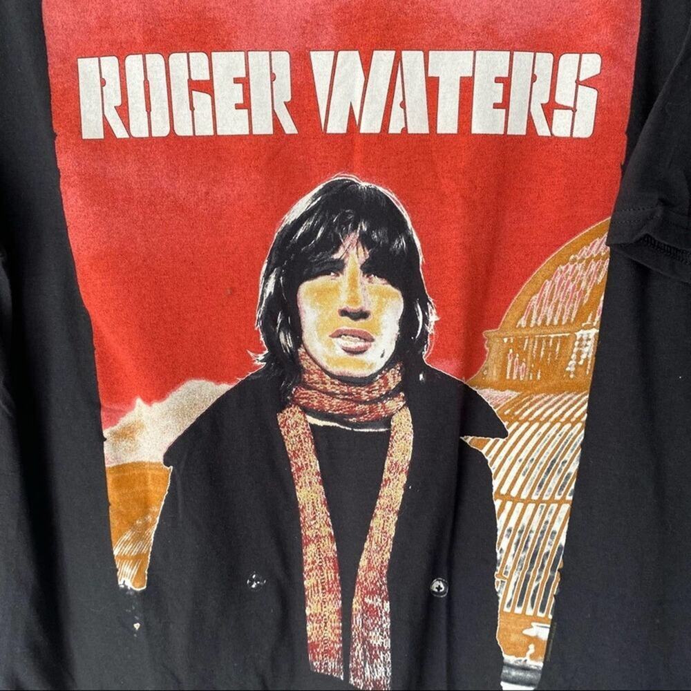Roger Waters Pink Floyd NWOTS Black Graphic Rock Band T-shirt large - Picture 3 of 5